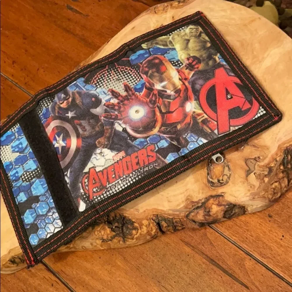Marvel Avengers Age of Ultron Light Up Wal…